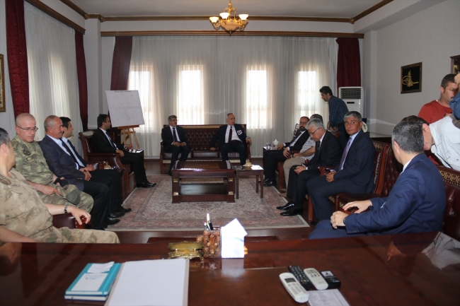 TOKİ Başkanı Bulut, şehit olan iki işçinin cenazesine katıldı